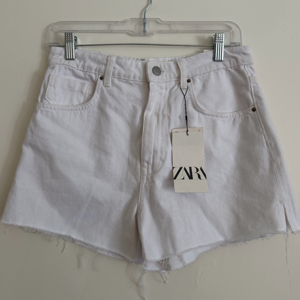 Zara White Denim High-Rise Shorts size 6